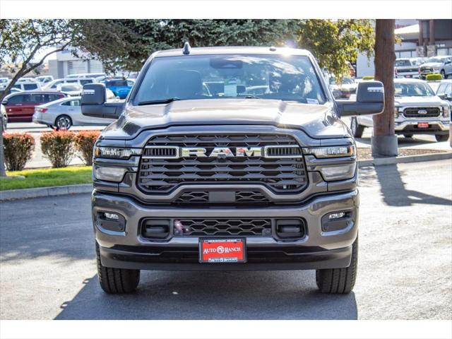 2026 RAM 3500 RAM 3500 BIG HORN CREW CAB 4X4 8 BOX