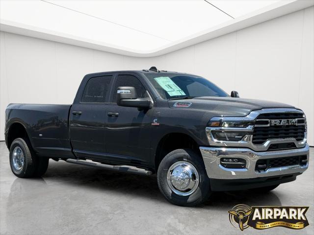 2026 RAM Ram 3500 RAM 3500 TRADESMAN CREW CAB 4X4 8 BOX