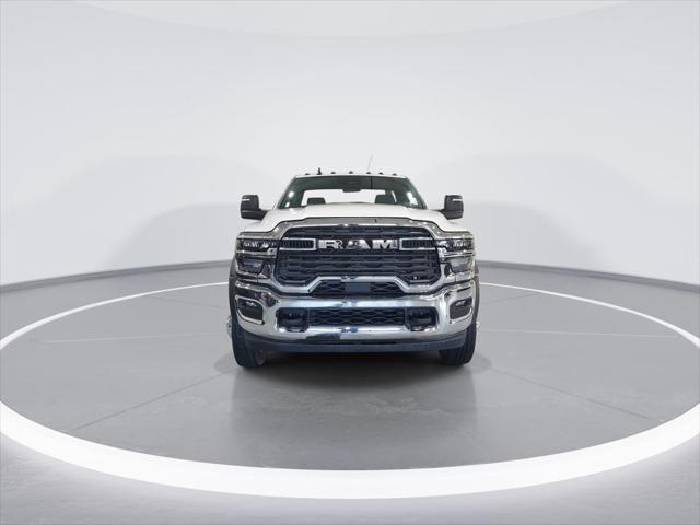 2026 RAM Ram 4500 Chassis Cab RAM 4500 TRADESMAN CHASSIS REGULAR CAB 4X4 60 CA 2026 RAM Ram 4500 Chassis Cab RAM 4500 TRADESMAN CHASSIS REGULAR CAB 4X4 60 CA