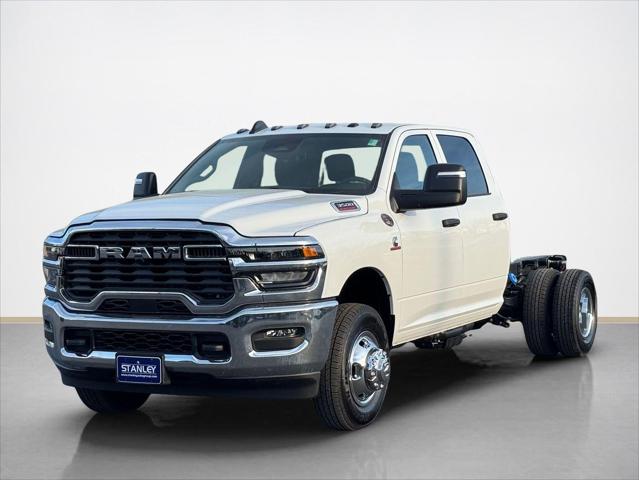 2026 RAM Ram 3500 Chassis Cab RAM 3500 TRADESMAN CREW CAB CHASSIS 4X4 60 CA