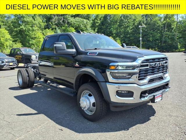 2026 RAM 5500 Chassis RAM 5500 TRADESMAN CHASSIS CREW CAB 4X4 60 CA