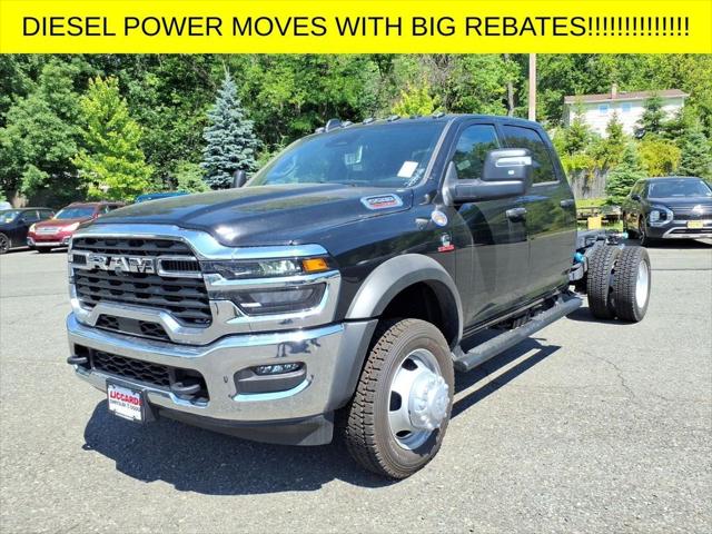 2026 RAM 5500 Chassis RAM 5500 TRADESMAN CHASSIS CREW CAB 4X4 60 CA