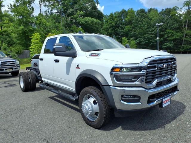 2026 RAM 5500 Chassis RAM 5500 TRADESMAN CHASSIS CREW CAB 4X4 60 CA