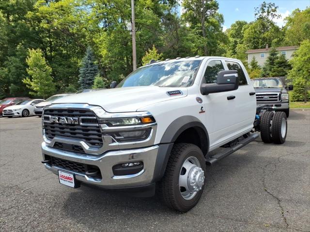 2026 RAM 5500 Chassis RAM 5500 TRADESMAN CHASSIS CREW CAB 4X4 60 CA