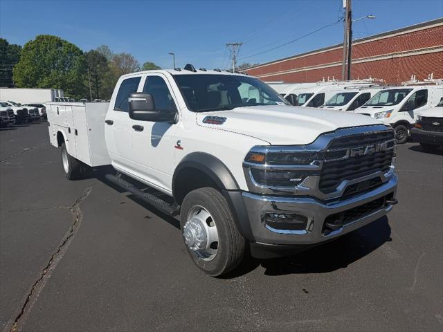 2026 RAM Ram 5500 Chassis Cab RAM 5500 TRADESMAN CHASSIS CREW CAB 4X4 84 CA