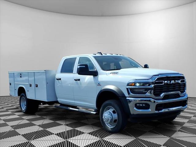 2026 RAM 5500 Chassis RAM 5500 TRADESMAN CHASSIS CREW CAB 4X4 84 CA