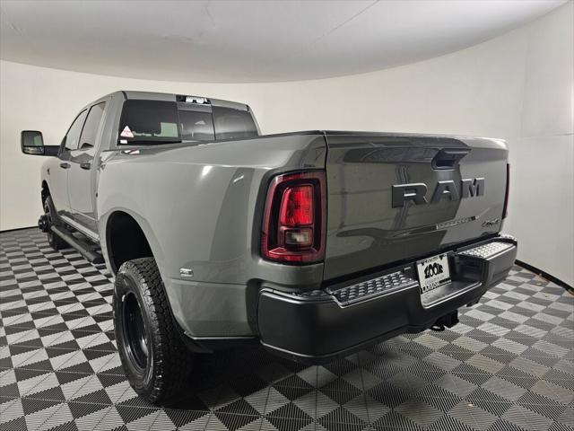 2026 Ram 3500 Tradesman Crew Cab 4x4 8' Box