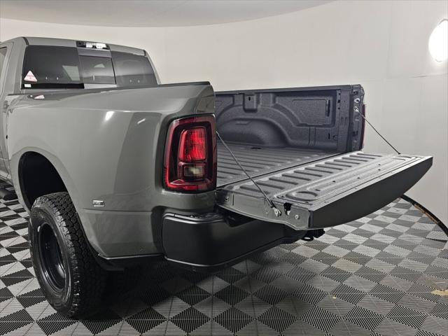 2026 Ram 3500 Tradesman Crew Cab 4x4 8' Box