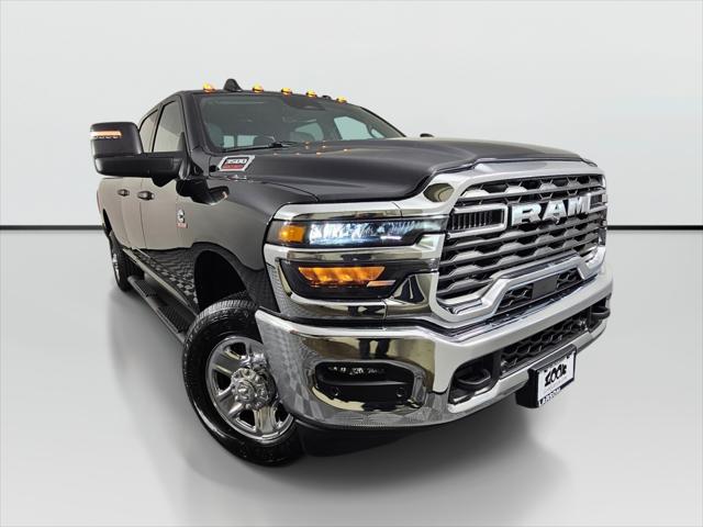 2026 RAM Ram 3500 RAM 3500 TRADESMAN CREW CAB 4X4 8 BOX
