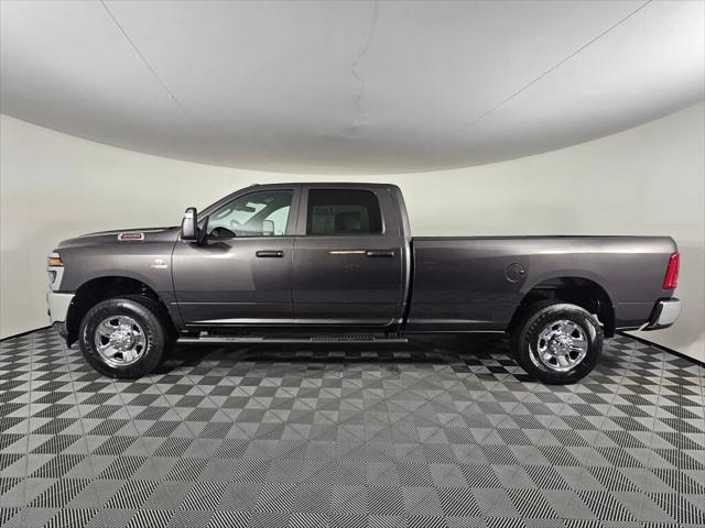 2026 Ram 3500 Tradesman Crew Cab 4x4 8' Box
