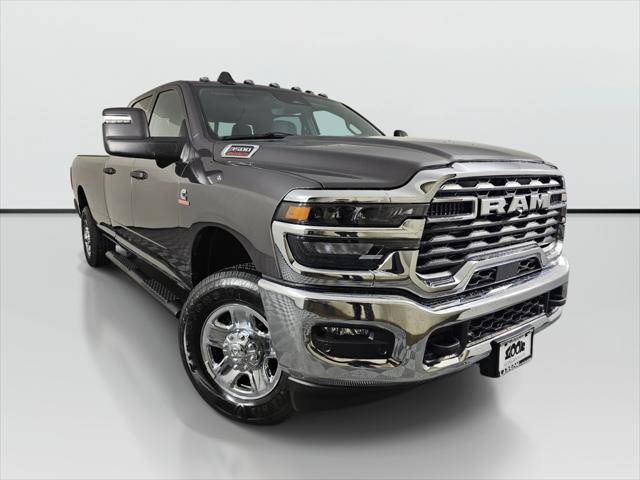 2026 RAM Ram 3500 RAM 3500 TRADESMAN CREW CAB 4X4 8 BOX
