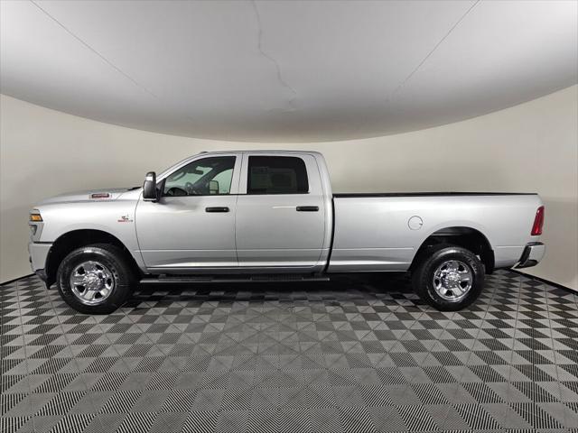 2026 Ram 3500 Tradesman Crew Cab 4x4 8' Box