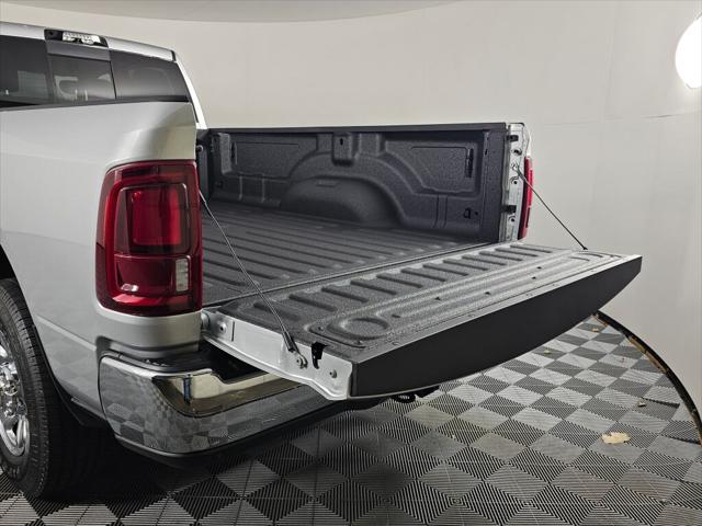 2026 Ram 3500 Tradesman Crew Cab 4x4 8' Box