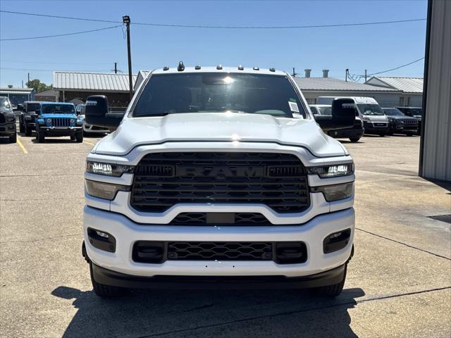 2026 RAM 3500 RAM 3500 BIG HORN CREW CAB 4X4 8 BOX 2026 RAM 3500 RAM 3500 BIG HORN CREW CAB 4X4 8 BOX