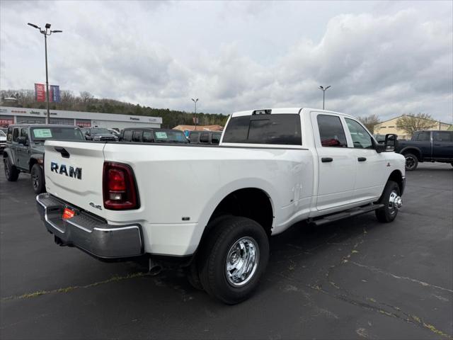 2026 RAM Ram 3500 RAM 3500 TRADESMAN CREW CAB 4X4 8 BOX