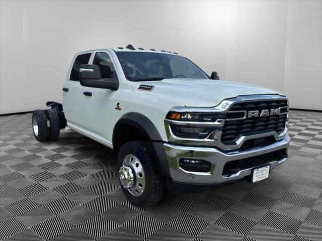 2026 RAM 5500 Chassis RAM 5500 TRADESMAN CHASSIS CREW CAB 4X4 60 CA