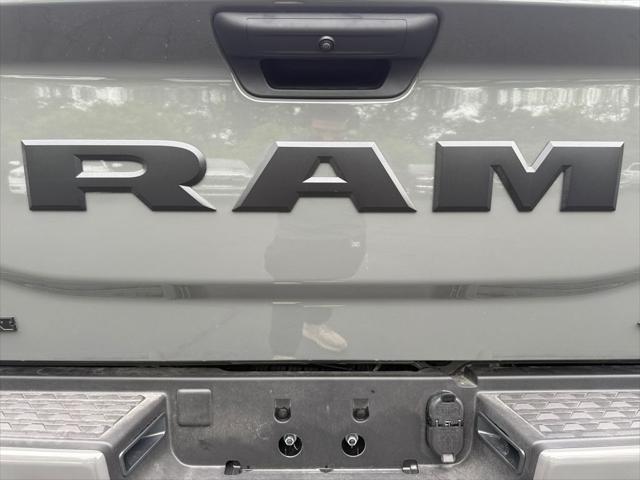2026 Ram 3500 Big Horn Crew Cab 4x4 8' Box