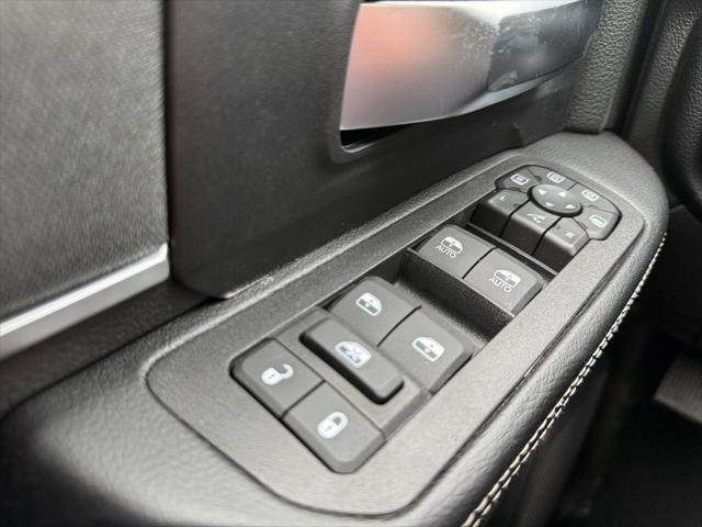 2026 Ram 3500 Big Horn Crew Cab 4x4 8' Box