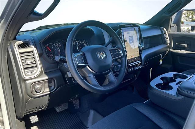 2026 RAM Ram 3500 RAM 3500 TRADESMAN CREW CAB 4X4 8 BOX