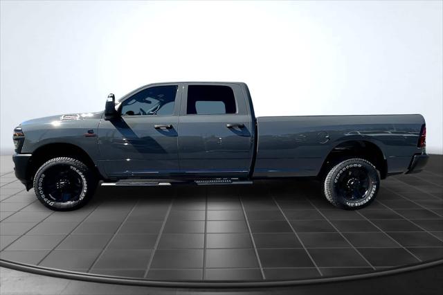 2026 RAM Ram 3500 RAM 3500 TRADESMAN CREW CAB 4X4 8 BOX
