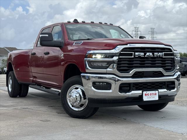 2026 RAM Ram 3500 RAM 3500 TRADESMAN CREW CAB 4X4 8 BOX