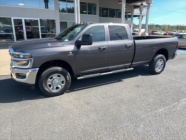 2026 RAM Ram 3500 RAM 3500 TRADESMAN CREW CAB 4X4 8 BOX