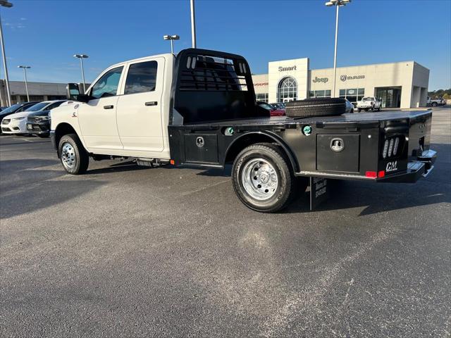 2026 RAM Ram 3500 Chassis Cab RAM 3500 TRADESMAN CREW CAB CHASSIS 4X4 60 CA