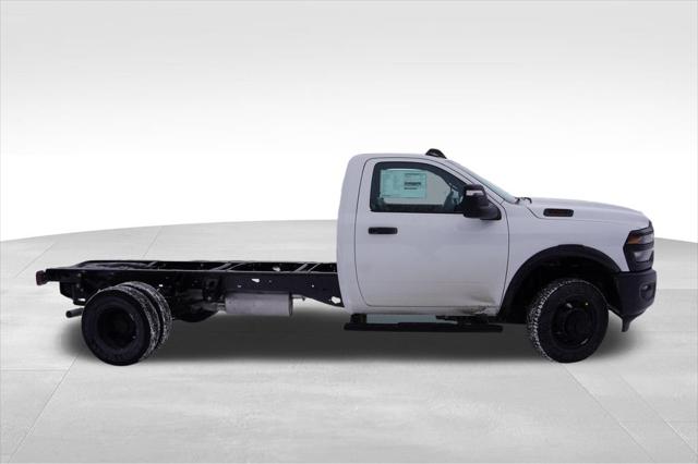 2026 RAM Ram 3500 Chassis Cab RAM 3500 TRADESMAN CHASSIS REGULAR CAB 4X4 84 CA