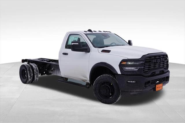 2026 RAM Ram 3500 Chassis Cab RAM 3500 TRADESMAN CHASSIS REGULAR CAB 4X4 84 CA 2026 RAM Ram 3500 Chassis Cab RAM 3500 TRADESMAN CHASSIS REGULAR CAB 4X4 84 CA