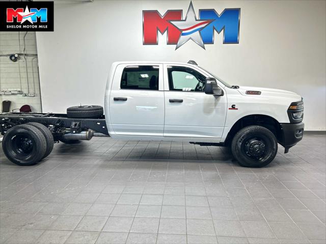 2026 RAM Ram 3500 Chassis Cab RAM 3500 TRADESMAN CREW CAB CHASSIS 4X4 60 CA