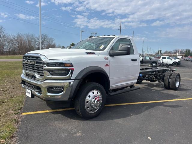 2026 RAM Ram 5500 Chassis Cab RAM 5500 TRADESMAN CHASSIS REGULAR CAB 4X4 120 CA
