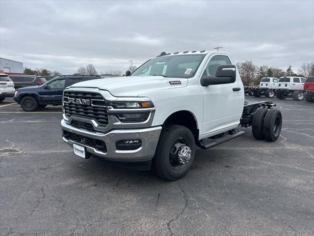 2026 RAM Ram 3500 Chassis Cab RAM 3500 TRADESMAN CHASSIS REGULAR CAB 4X4 60 CA