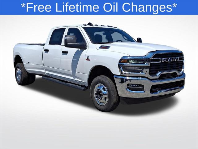 2026 RAM Ram 3500 RAM 3500 TRADESMAN CREW CAB 4X4 8 BOX