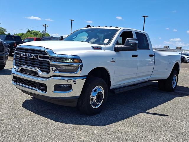 2026 Ram 3500 Tradesman Crew Cab 4x4 8' Box
