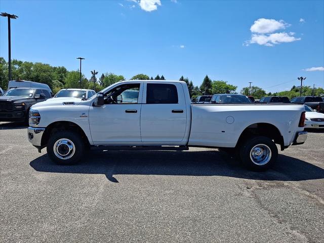 2026 Ram 3500 Tradesman Crew Cab 4x4 8' Box