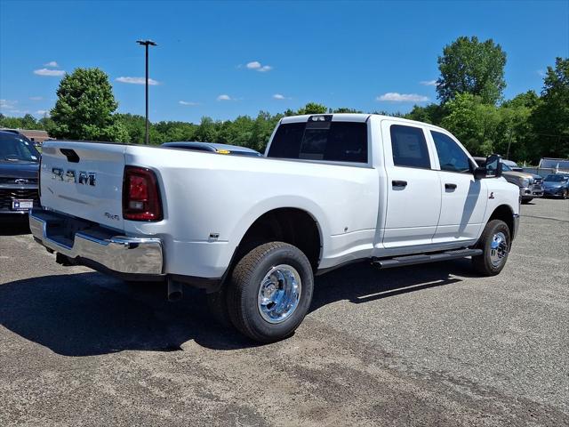 2026 Ram 3500 Tradesman Crew Cab 4x4 8' Box