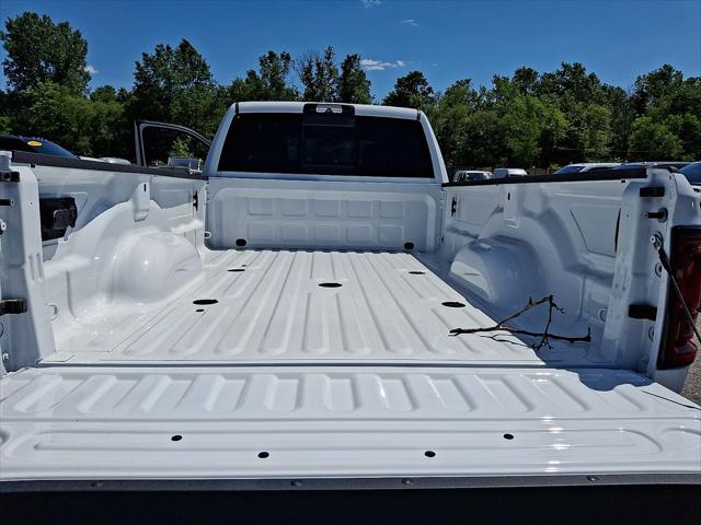 2026 Ram 3500 Tradesman Crew Cab 4x4 8' Box