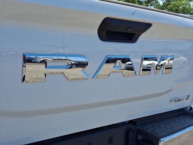 2026 Ram 3500 Tradesman Crew Cab 4x4 8' Box