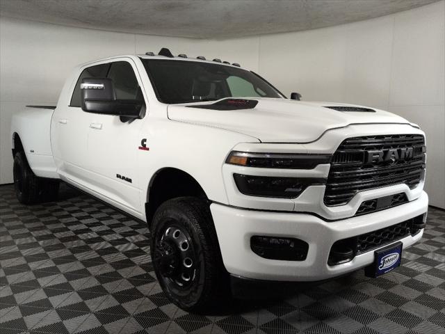 2026 RAM Ram 3500 RAM 3500 LARAMIE MEGA CAB 4X4 64 BOX