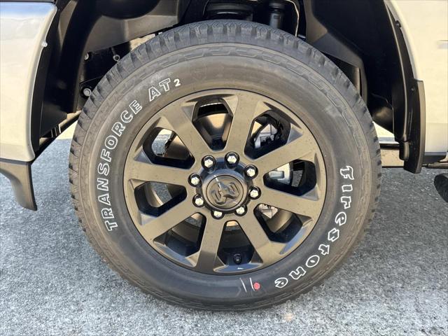 2026 RAM Ram 2500 RAM 2500 BLACK EXPRESS CREW CAB 4X4 64 BOX