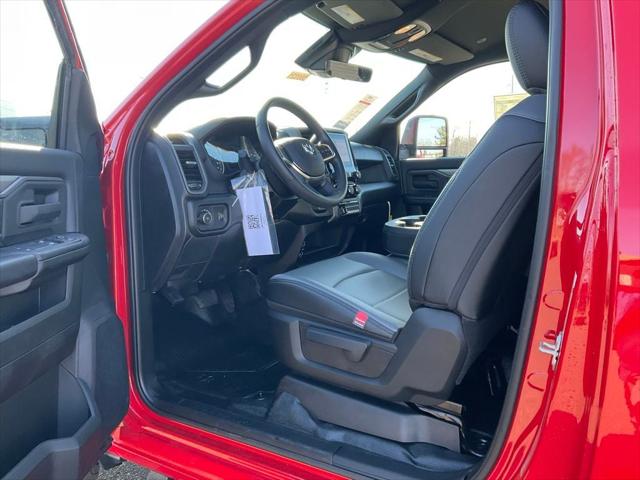 2026 RAM Ram 3500 Chassis Cab RAM 3500 TRADESMAN CHASSIS REGULAR CAB 4X4 60 CA