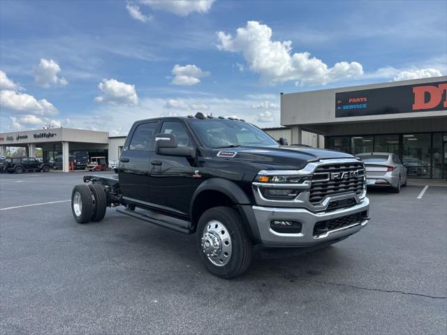 2026 RAM Ram 5500 Chassis Cab RAM 5500 TRADESMAN CHASSIS CREW CAB 4X4 60 CA