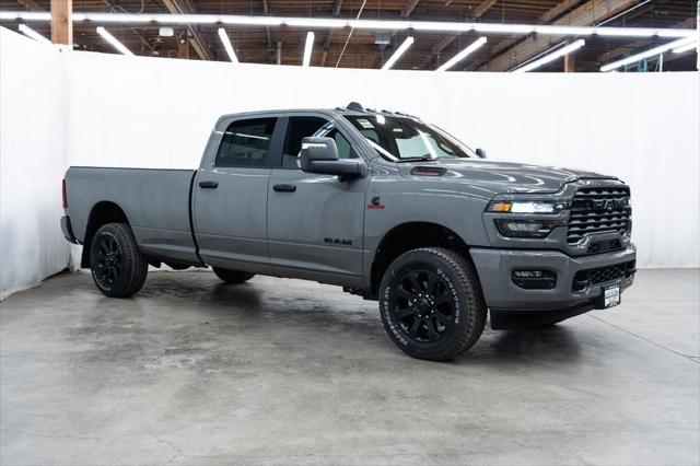 2026 RAM Ram 3500 RAM 3500 BIG HORN CREW CAB 4X4 8 BOX