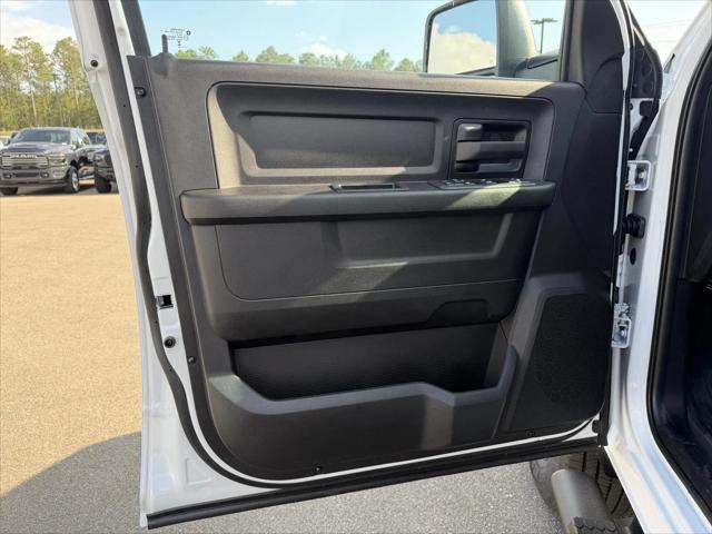 2026 Ram 2500 Tradesman Crew Cab 4x4 6'4" Box
