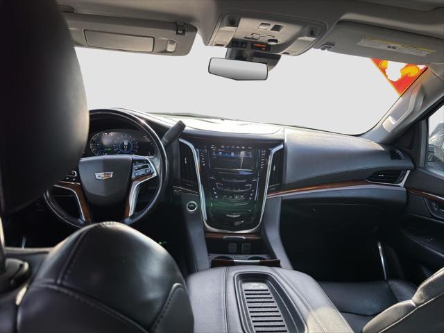 2020 Cadillac Escalade 4WD Premium Luxury