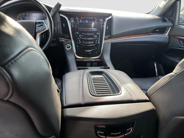 2020 Cadillac Escalade 4WD Premium Luxury