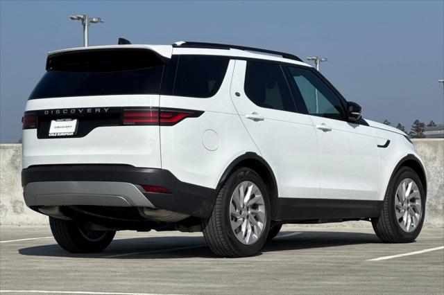 2026 Land Rover Discovery S