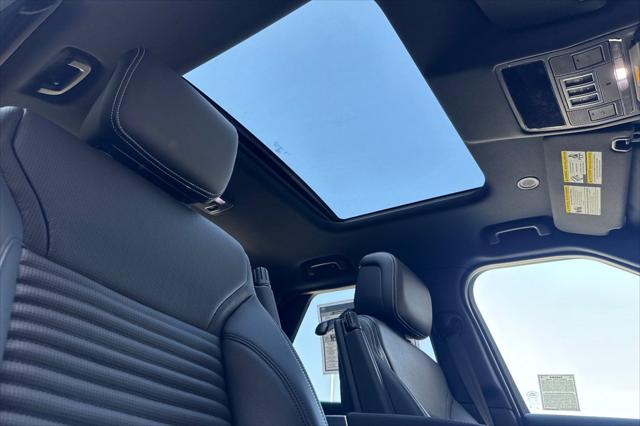 2026 Land Rover Discovery S