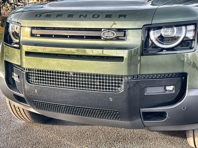 2026 Land Rover Defender P300 S