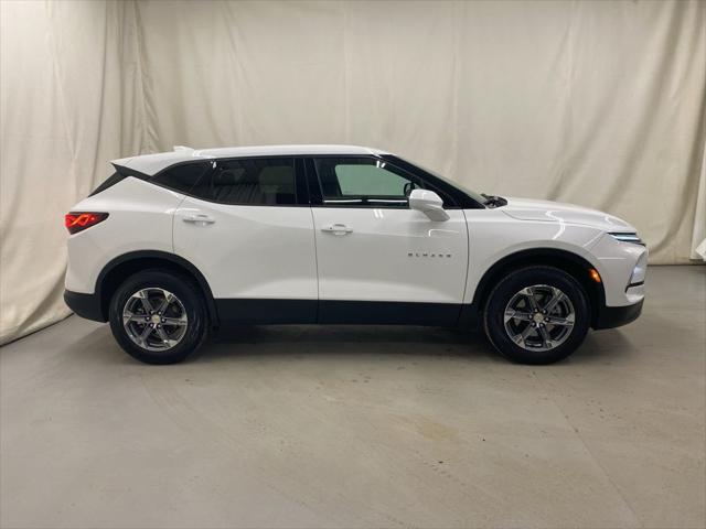 2025 Chevrolet Blazer AWD 2LT